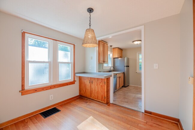 Foto del edificio - 202 River Meadow Dr