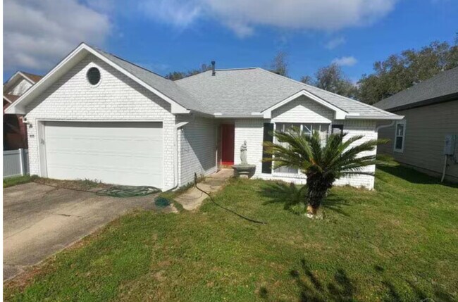 Foto del edificio - 853 Ladner Dr