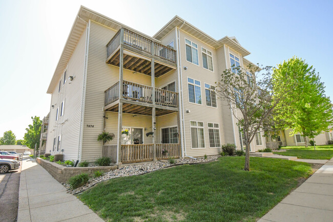 Foto del edificio - 7434 S Louise Ave