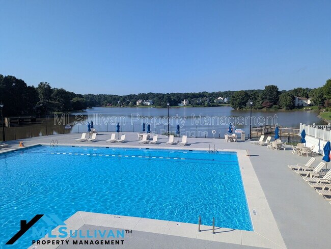 Foto del edificio - 4101 Grove Ridge Dr