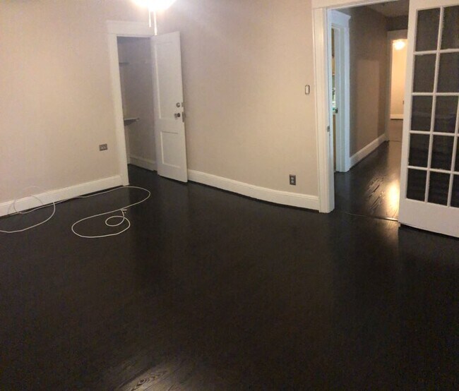 Foto del edificio - 8306 Newkirk Ave