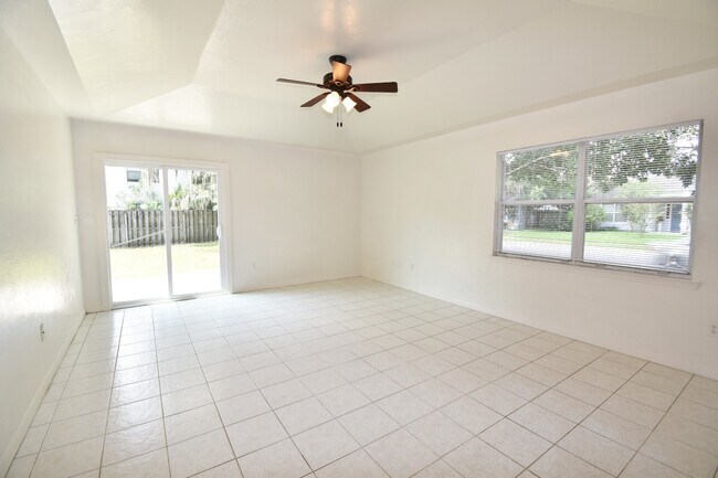 Foto del edificio - 3/2 House @ Palm Grove