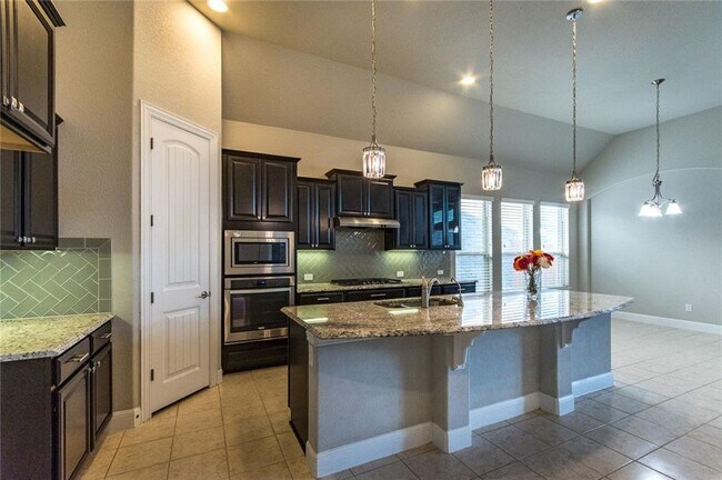 Building Photo - 3728 Carya Dr