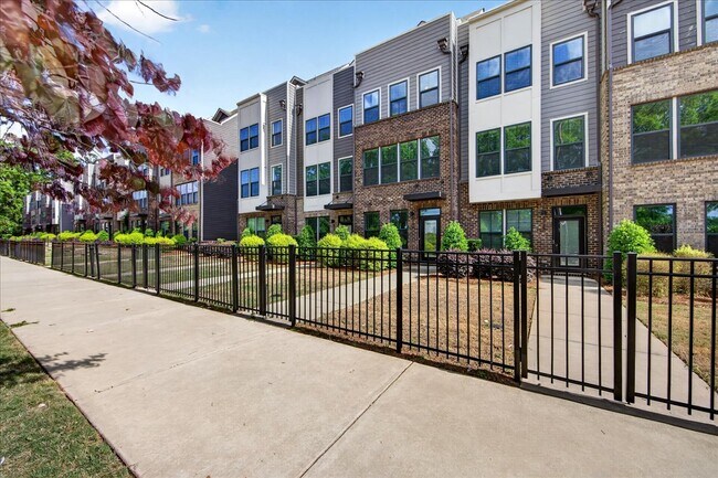 Foto del edificio - 530 Billingsley Rd