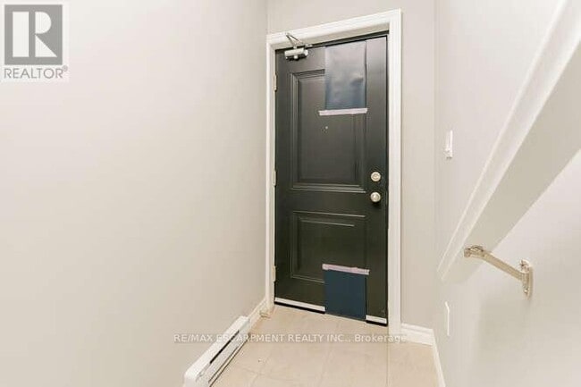 Photo du bâtiment - 76-76 Wheat Ln.