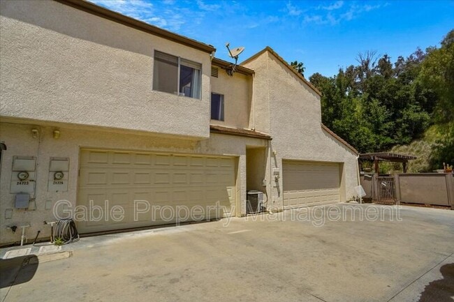 Building Photo - 24725 Sand Wedge Ln