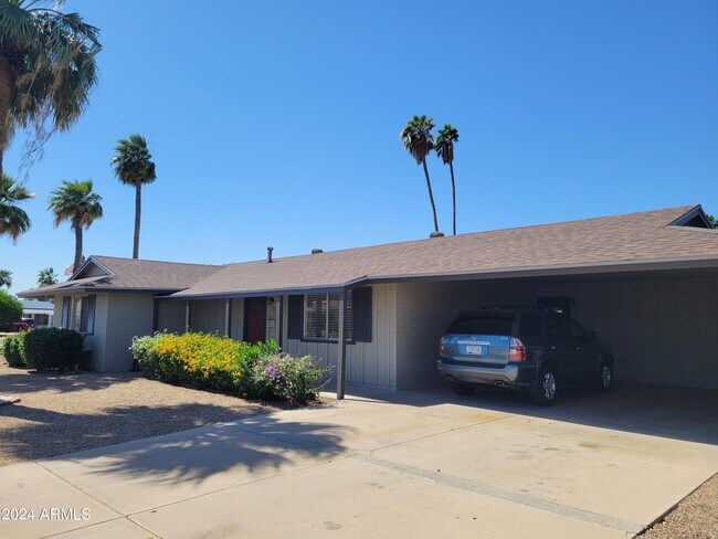 Building Photo - 11640 N Hagen Dr