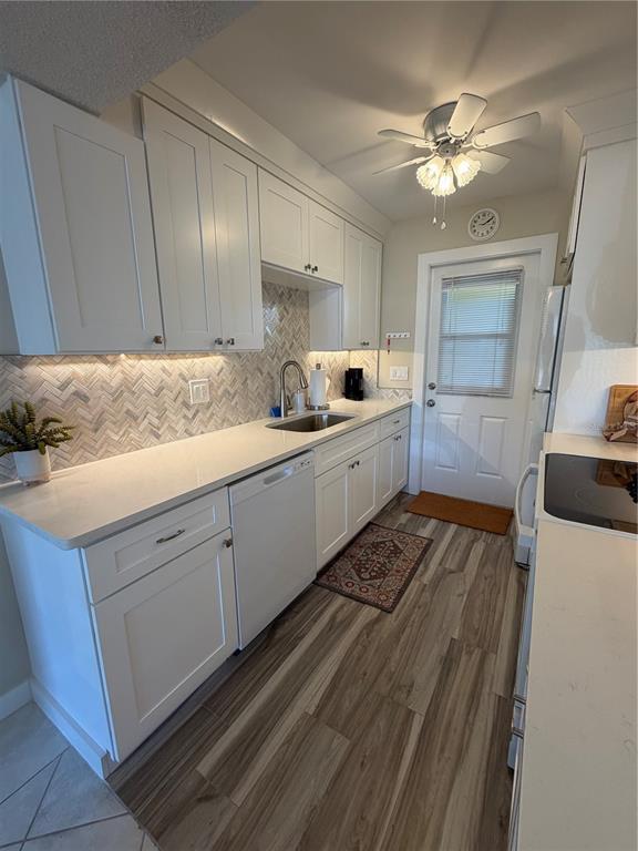 Building Photo - 3808 Gulf of Mexico Dr