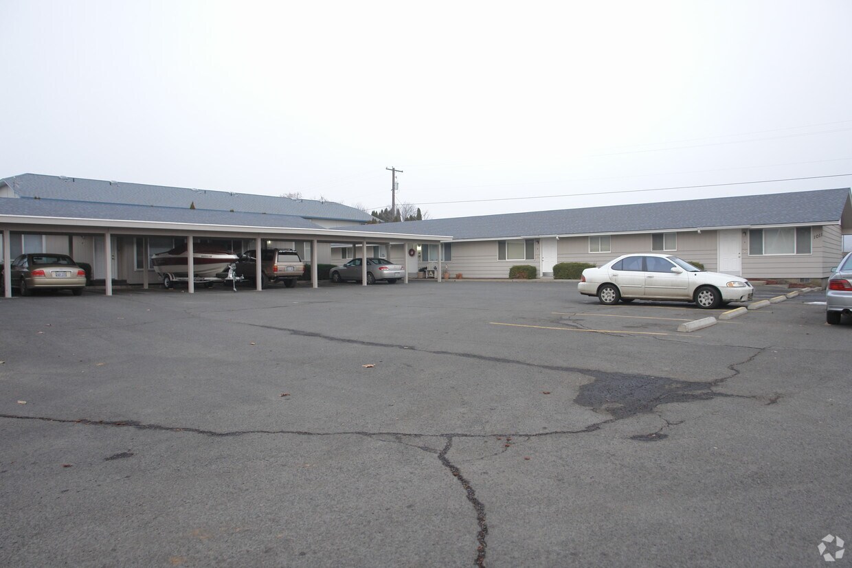 Foto del edificio - 1011-1015 S 48th Ave