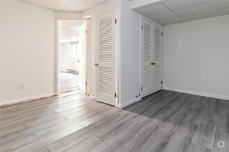 Building Photo - 31 Misty Pine Rd