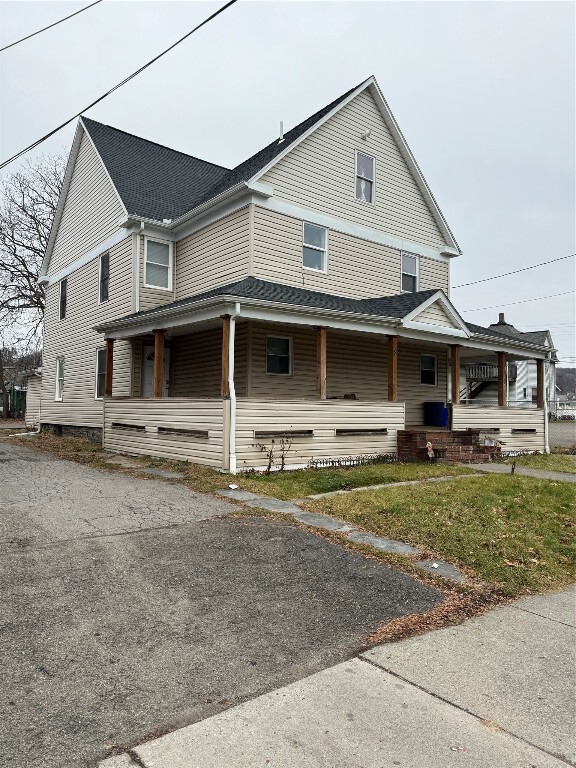 Primary Photo - 8 Jefferson Ave