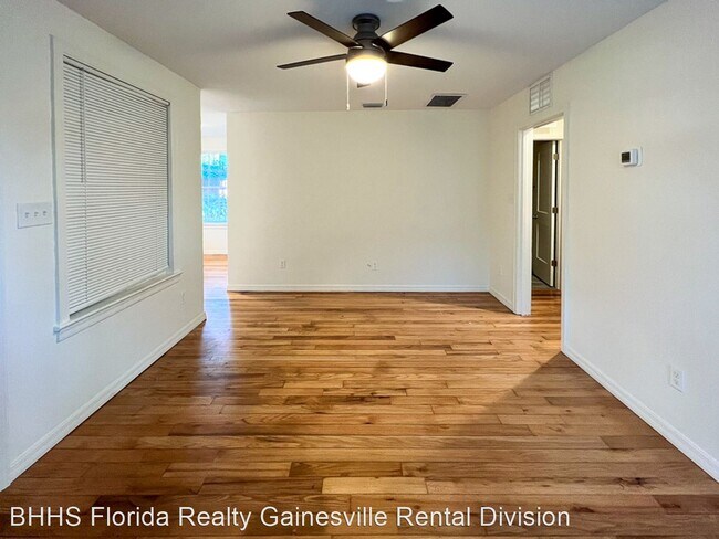 Building Photo - 2 br, 1 bath House - 1403 NW 6th Place