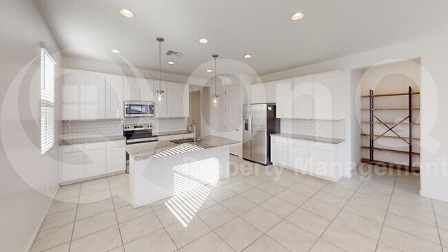 Foto del edificio - 24219 W Gibson Ln