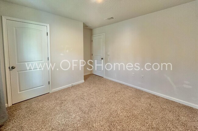 Foto del edificio - 3530 Sugar Maple Ln