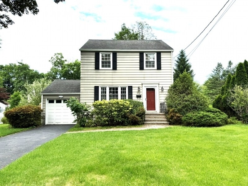 Primary Photo - 21 Bennington Rd