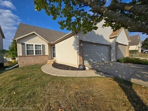 Building Photo - 460 Beechwood Ct