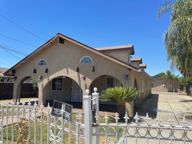 Foto del edificio - 9557 Rd 234