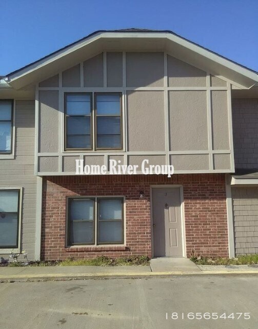 219 N Garrison Ave Unit 2, Ferrelview, MO 64163 Apartment for Rent in Ferrelview, MO