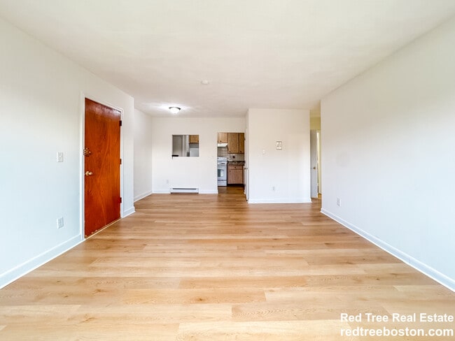 Photo - 11 Hodges Ave Apartment