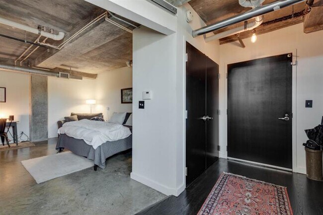 Foto del edificio - 660 Glenaire Walk SE
