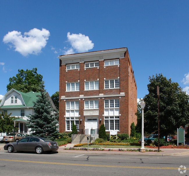 Building Photo - Masonic Temple