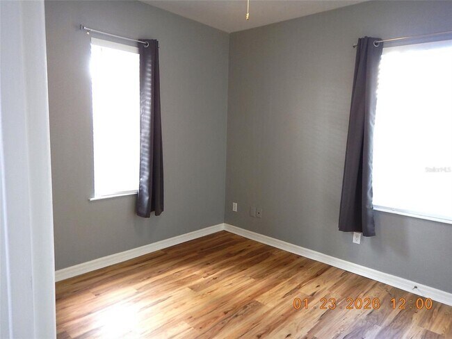 Foto del edificio - 1220 SW 1st Ave