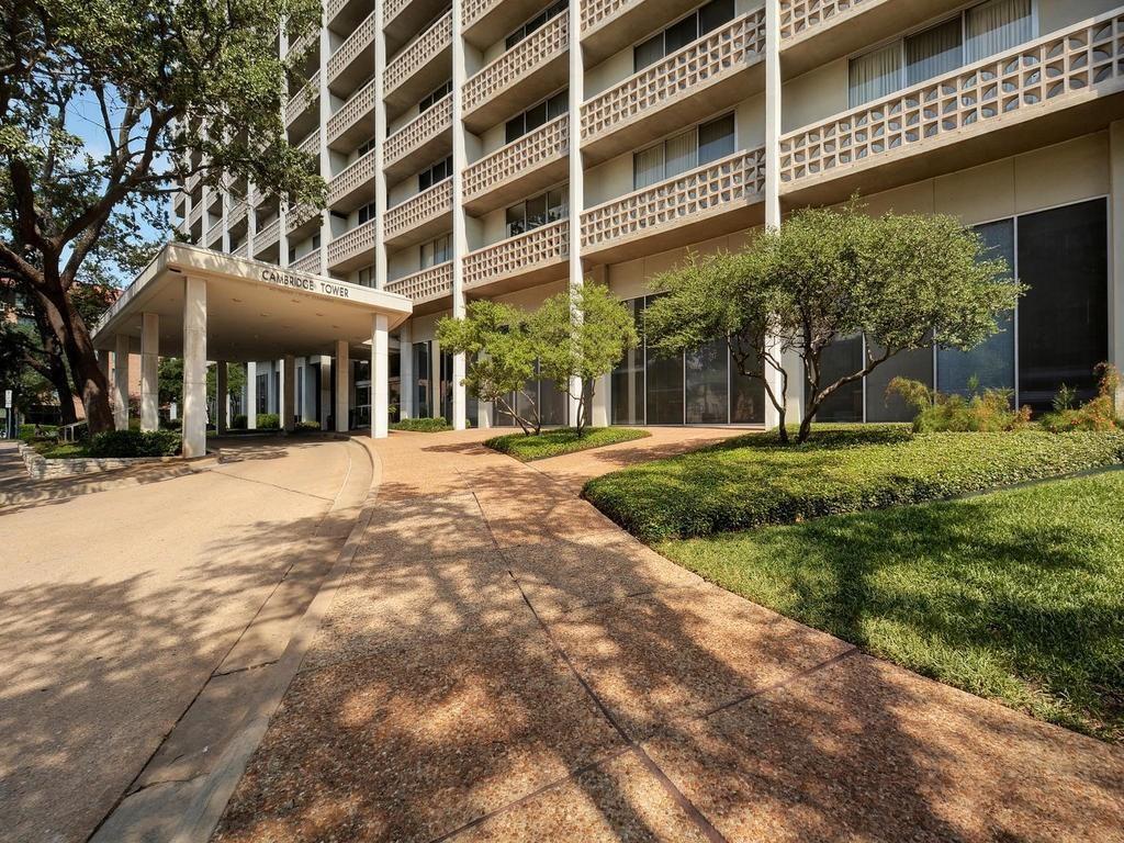 Primary Photo - 1801 Lavaca St