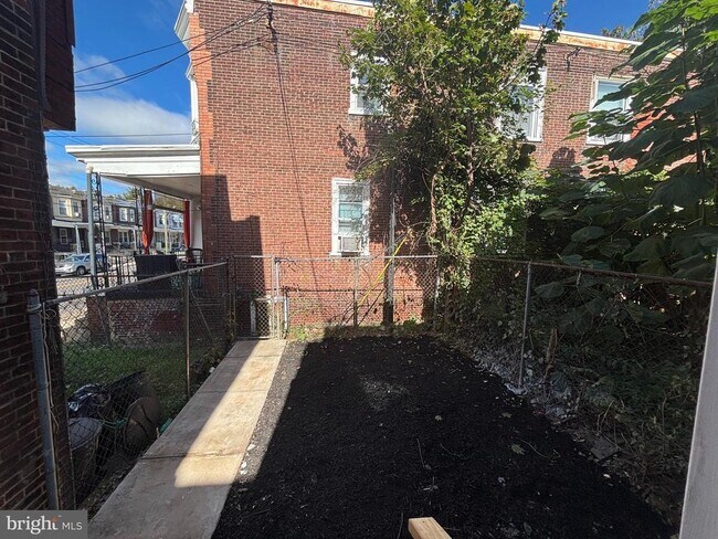 Foto del edificio - 1451 W Loudon St