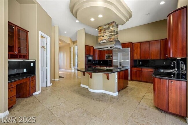 Foto del edificio - 1008 Trophy Hills Dr