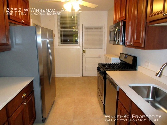 Foto del edificio - 2252 W Winnemac Ave