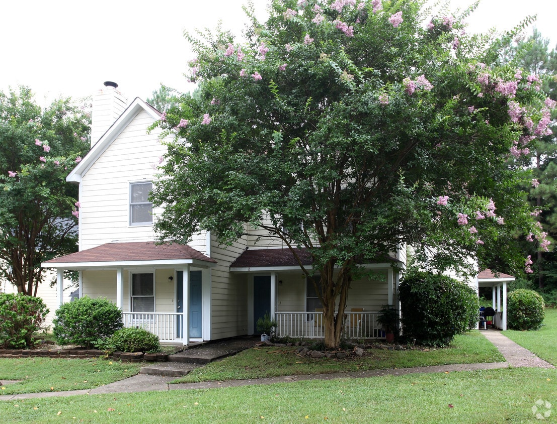 Primary Photo - 4500 Brockton Dr