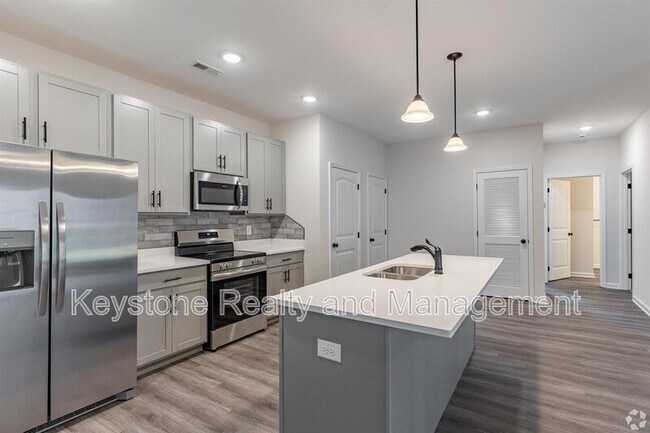 Building Photo - 15 Millswood Dr