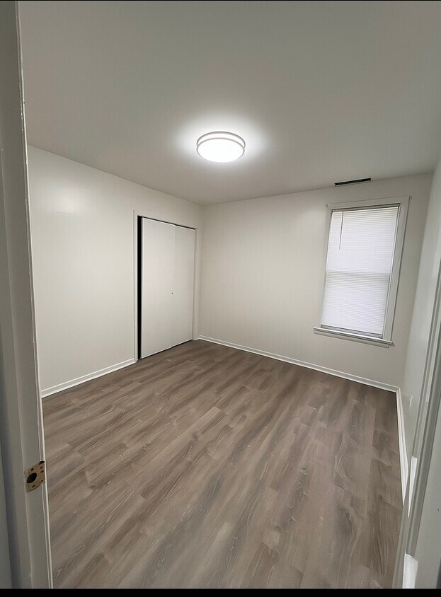 Foto principal - 119 McClellan St