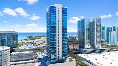 Building Photo - 629 Ke’eaumoku St