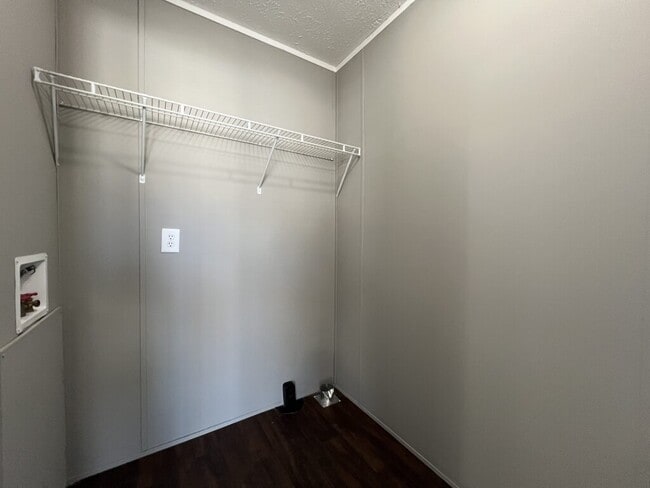 Foto del edificio - 302 Caseybrook Ct