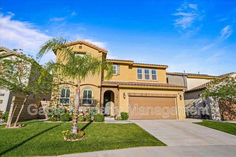 Foto principal - 28242 Houston Ct