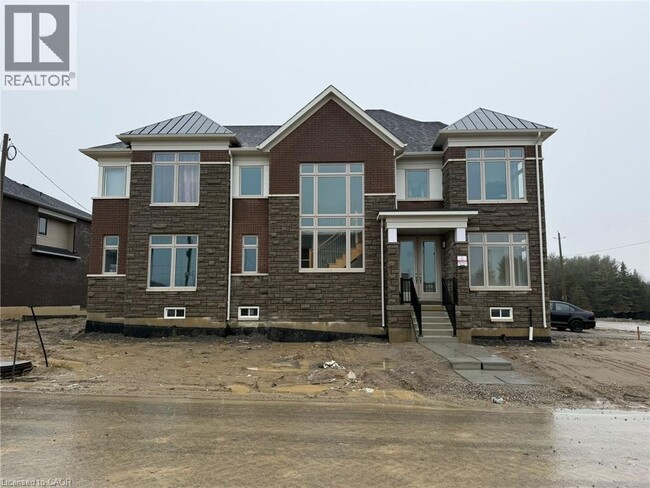 Building Photo - 83 Awrey Ter