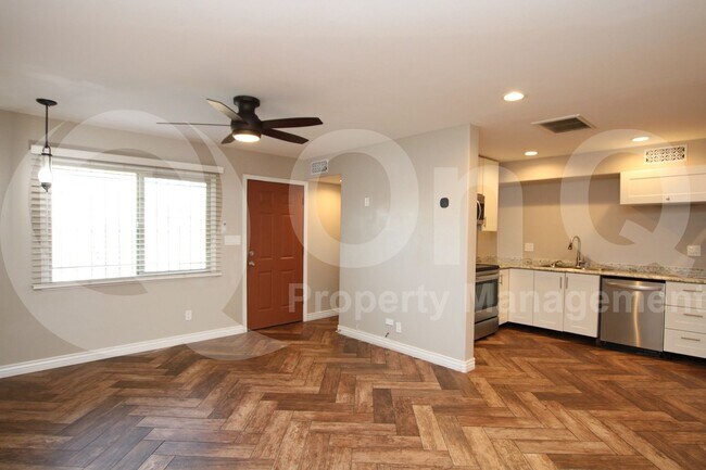Foto del edificio - 4601 E Southgate Ave