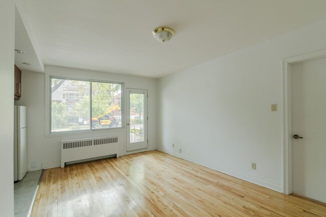 Photo du bâtiment - 3010 Av. Van Horne