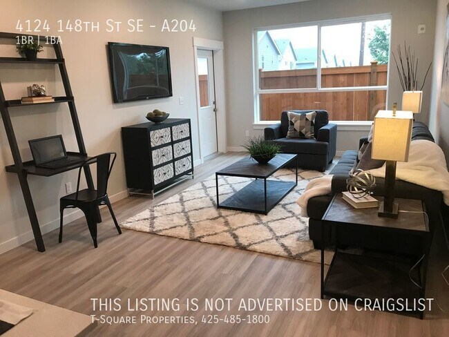 Building Photo - Luxury, Modern 1 bedroom apartment, move i...