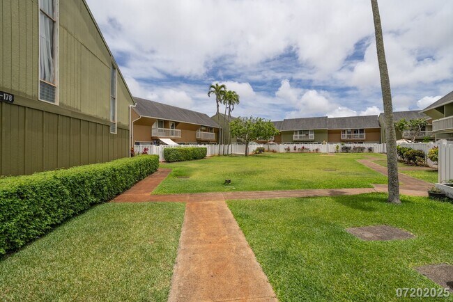 Building Photo - 95-178 Kipapa Dr #62