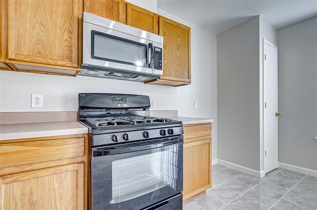 Building Photo - 16218 Soaring Eagle Dr