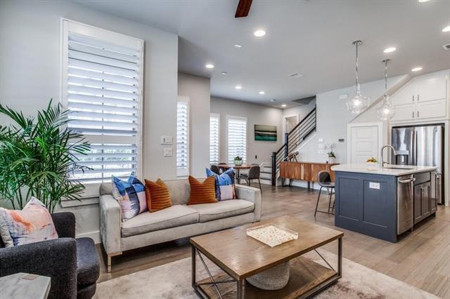 Foto del edificio - 7079 Silverberry St