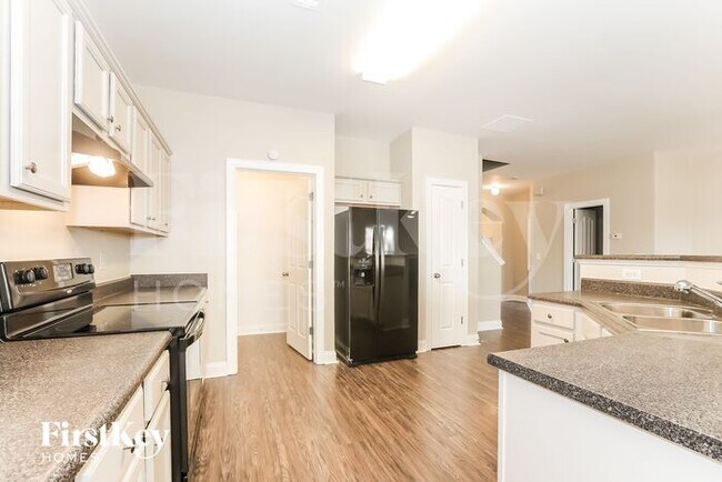 Building Photo - 5322 Catrina Way