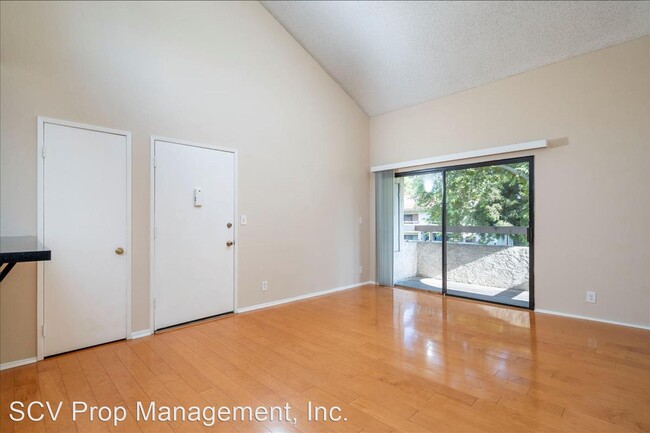 Building Photo - 25019 Peachland Ave