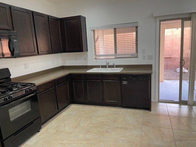 Foto del edificio - 10561 Cave Ridge St