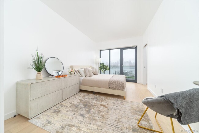 Foto del edificio - 30-05 Vernon Blvd