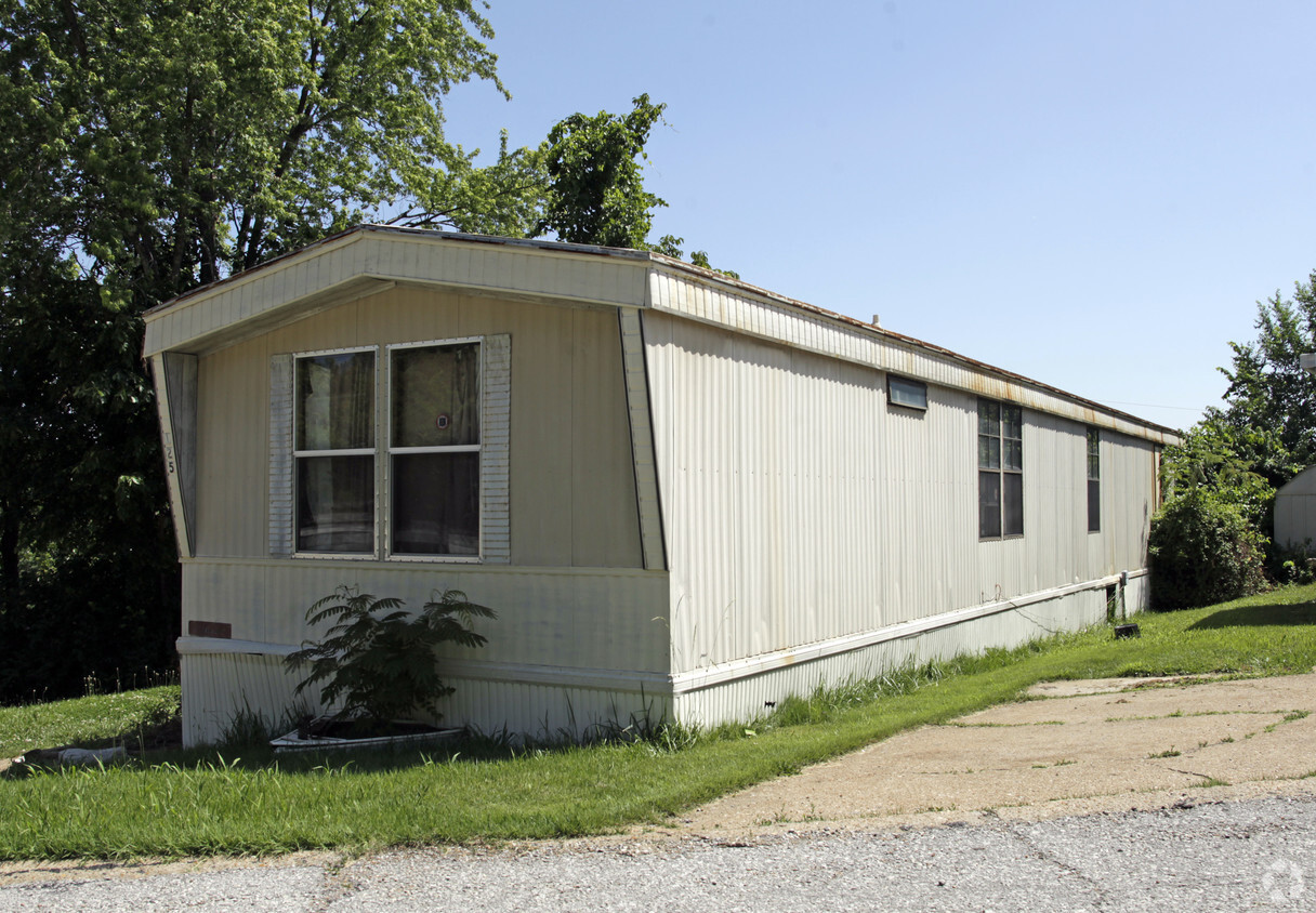 Building Photo - Wheelhouse Manor Mobile Home Park