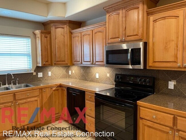 Foto del edificio - 3 br, 2 bath House - 59 Hickory Bend