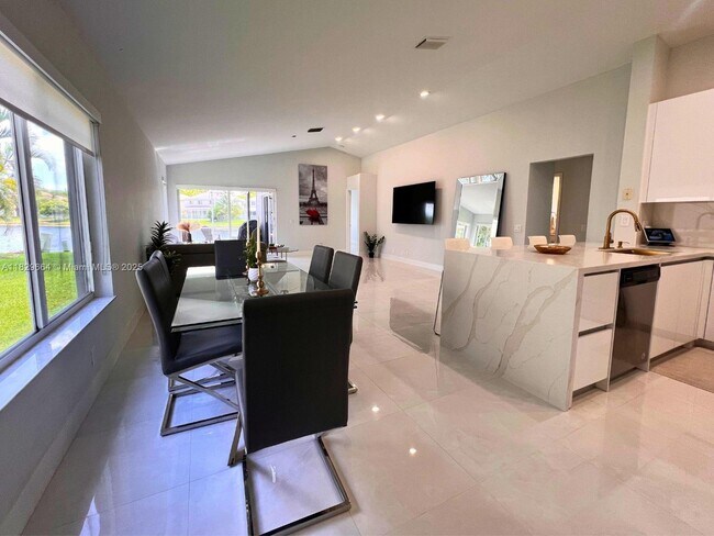 Building Photo - 4394 Mahogany Ridge Dr